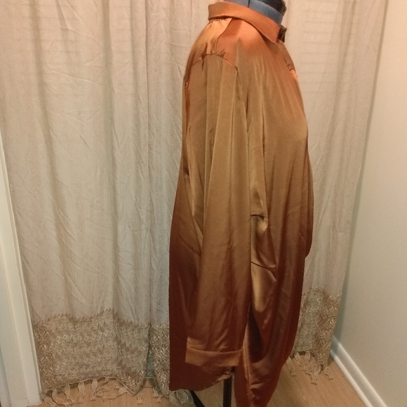 NWOT 🔥 Fashion Nova Satin Draped Shirt Dress Women's Size 2X Brown - Picture 4 of 10